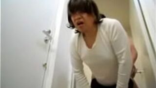 Pussy of Fujiko was robbed after the enema - porn video